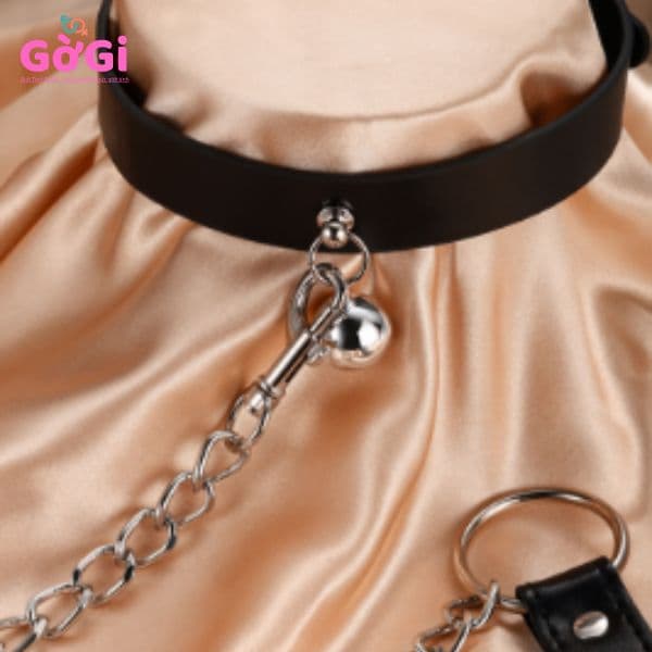 Đồ chơi trói vòng cổ chuông SM hoạt động huấn luyện trừng phạt bạn gái đạo cụ có thể điều chỉnh khóa
